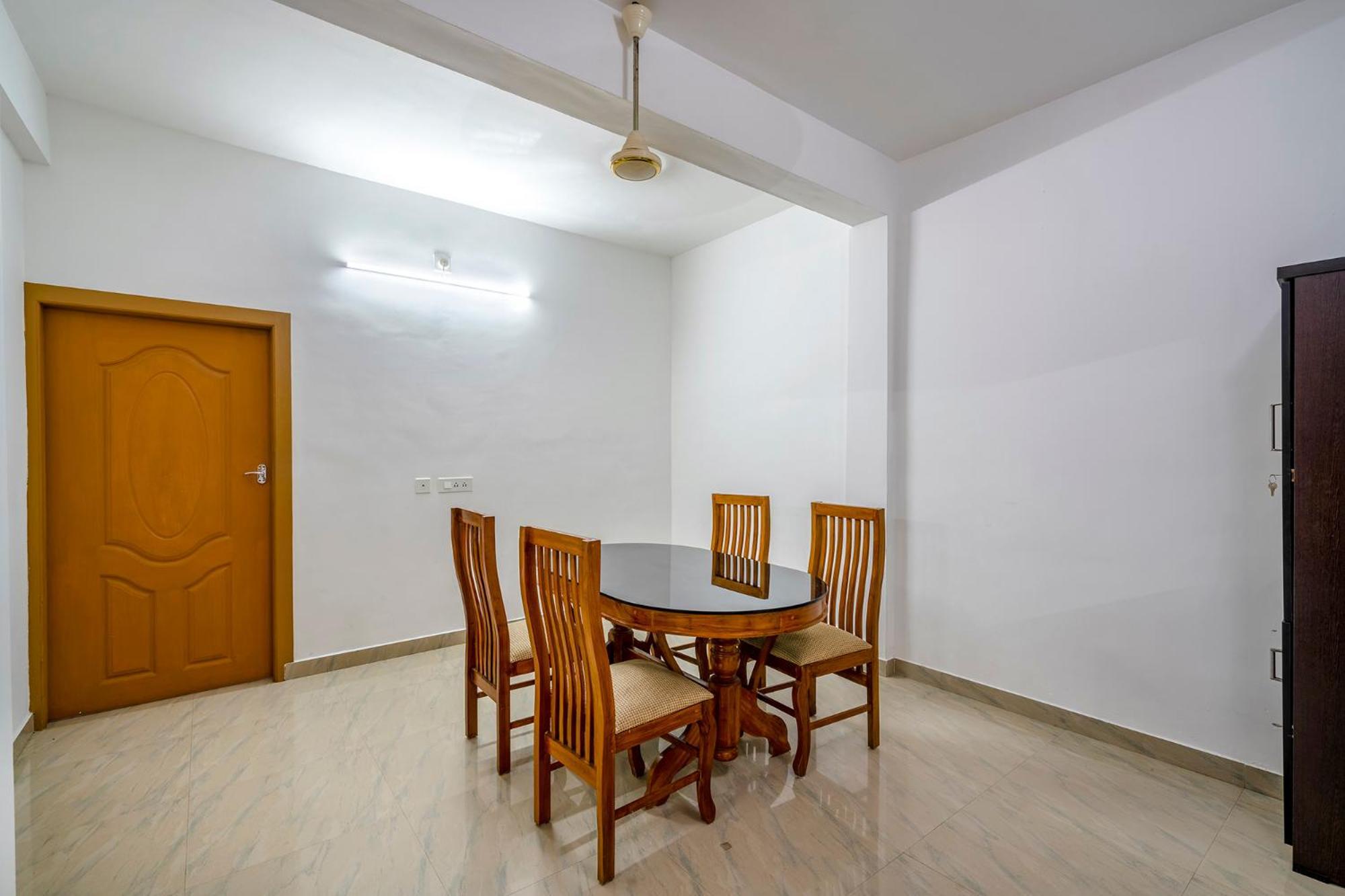 Fabhotel Abrigo Residency Anaviratty Exterior photo