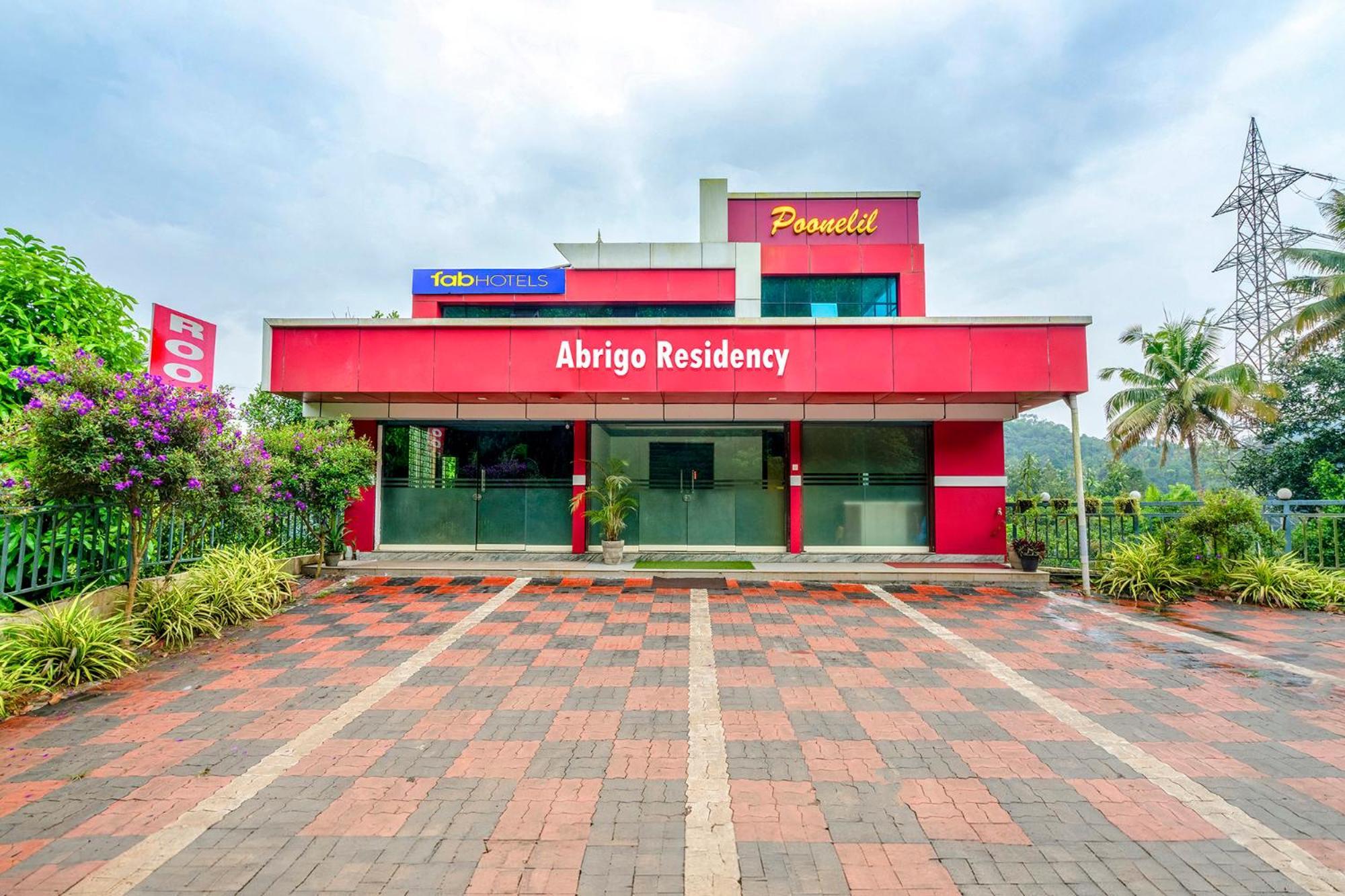 Fabhotel Abrigo Residency Anaviratty Exterior photo